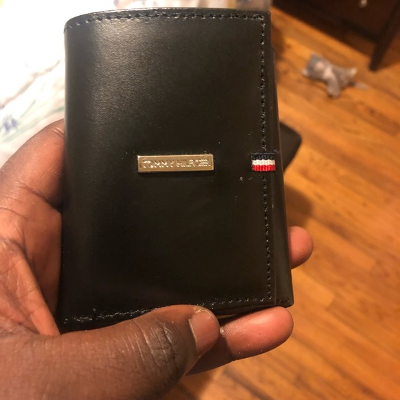 Wallet - Picture 1 of 1